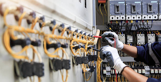 Professional Electrician technician working in Tice, FL